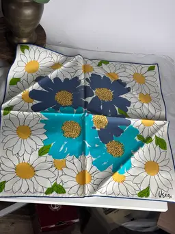 4 Linen Vera Floral Napkins