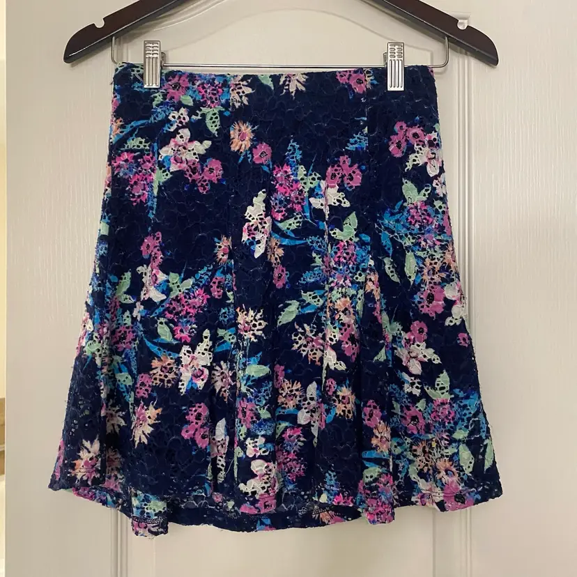 Y2K Candies Womens Mini Skirt XS 28” 30” Blue Eyelet Bright Multicolor Floral