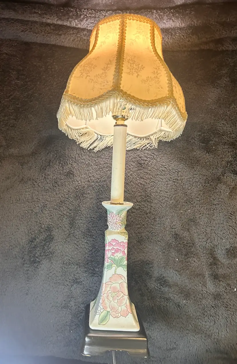 Vtg Chinoiserie Chinese Porcelain/Wood Floral Candlestick Lamp Green Pink Purple