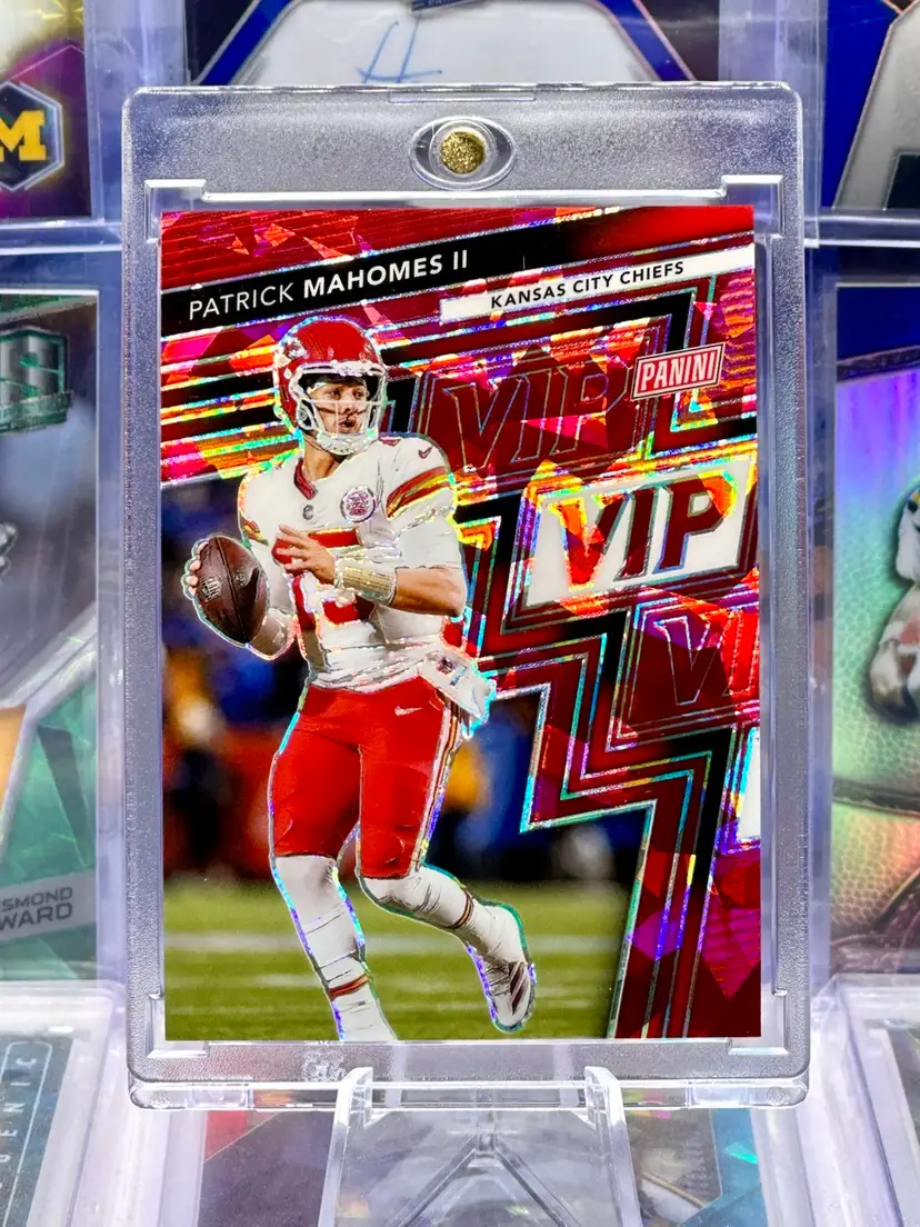 Patrick Mahomes 2025 VIP 15/99 JERSEY # MATCH 1/1 Red Cracked Ice Prizm Kansas City Chiefs