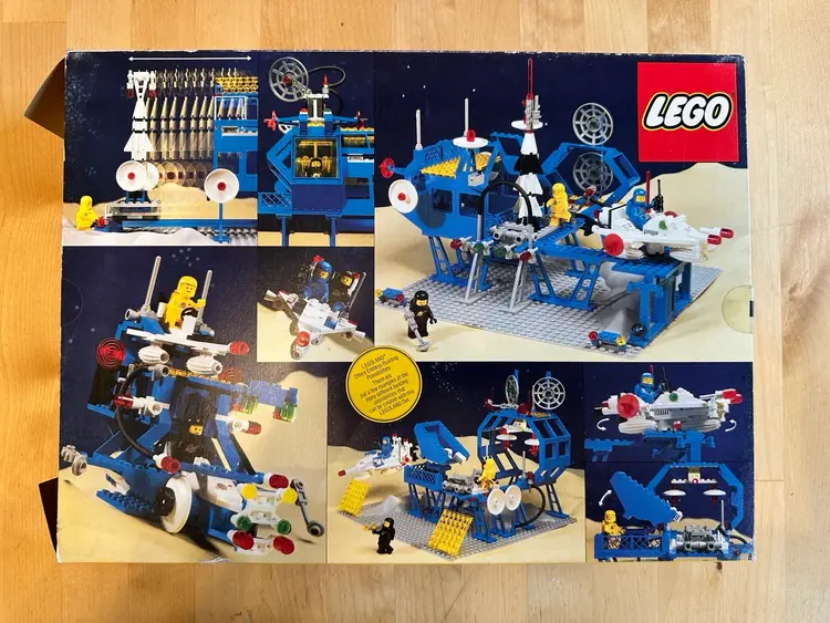 LEGO Classic Space Inter-Galactic Command Base, 100% Complete with Box & Instructions