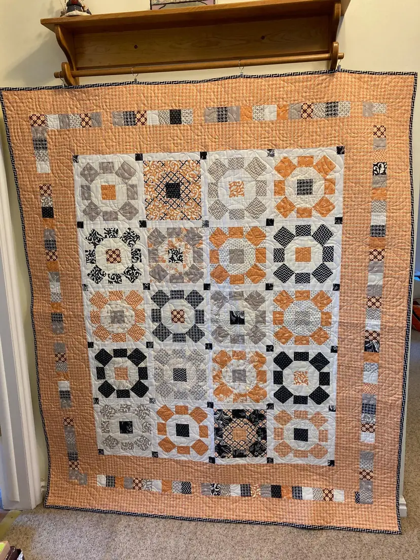 Halloween colors lap sized quilt