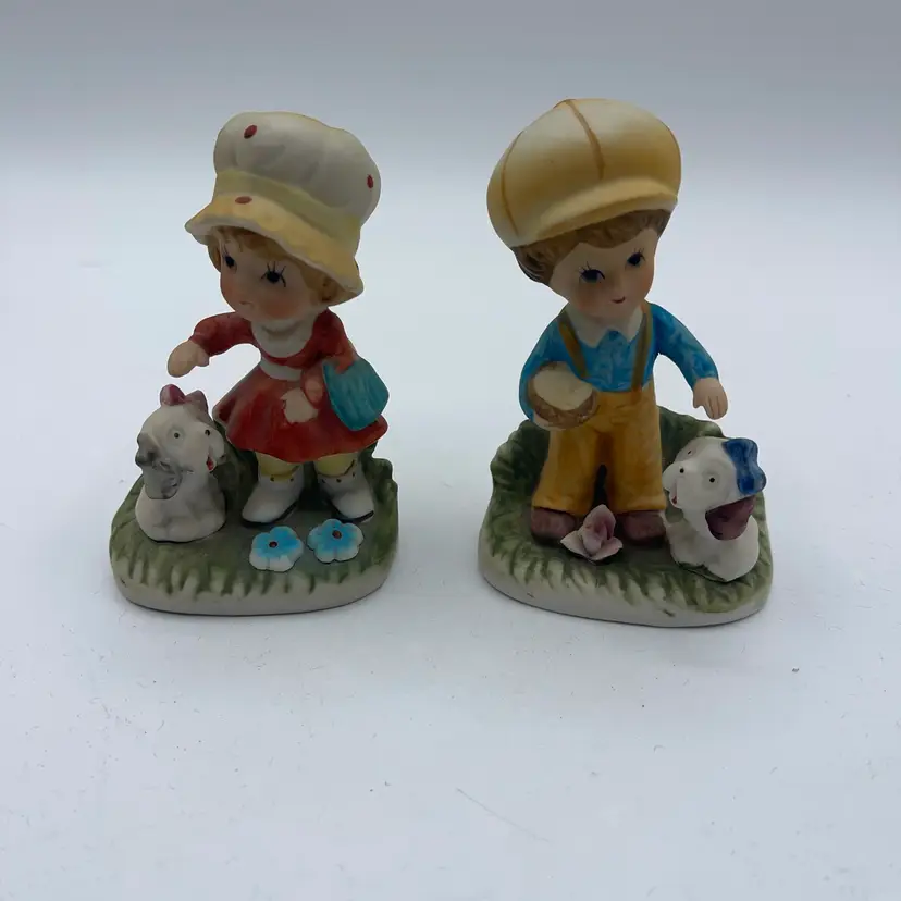 HOMCO Boy And Girl Figurines With Puppies