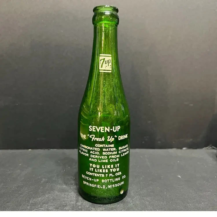 MARKDOWN! 1949-1953 7-Up Bottle Springfield MO ~8” x 2.25” diameter