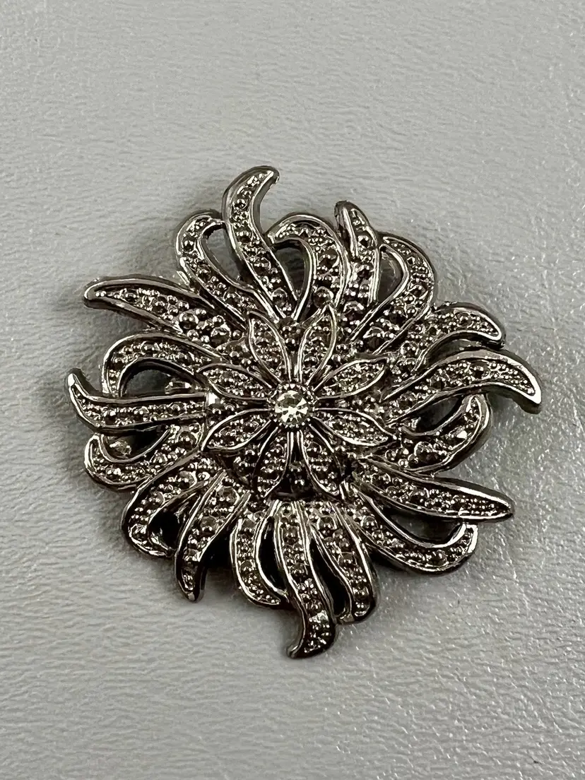 Vintage Silver Tone Floral 2" Brooch Rhinestones Flower Burst Pin Statement Jewelry
