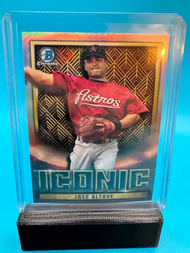 Jose Altuve Bowman Chrome Iconic Houston Astros