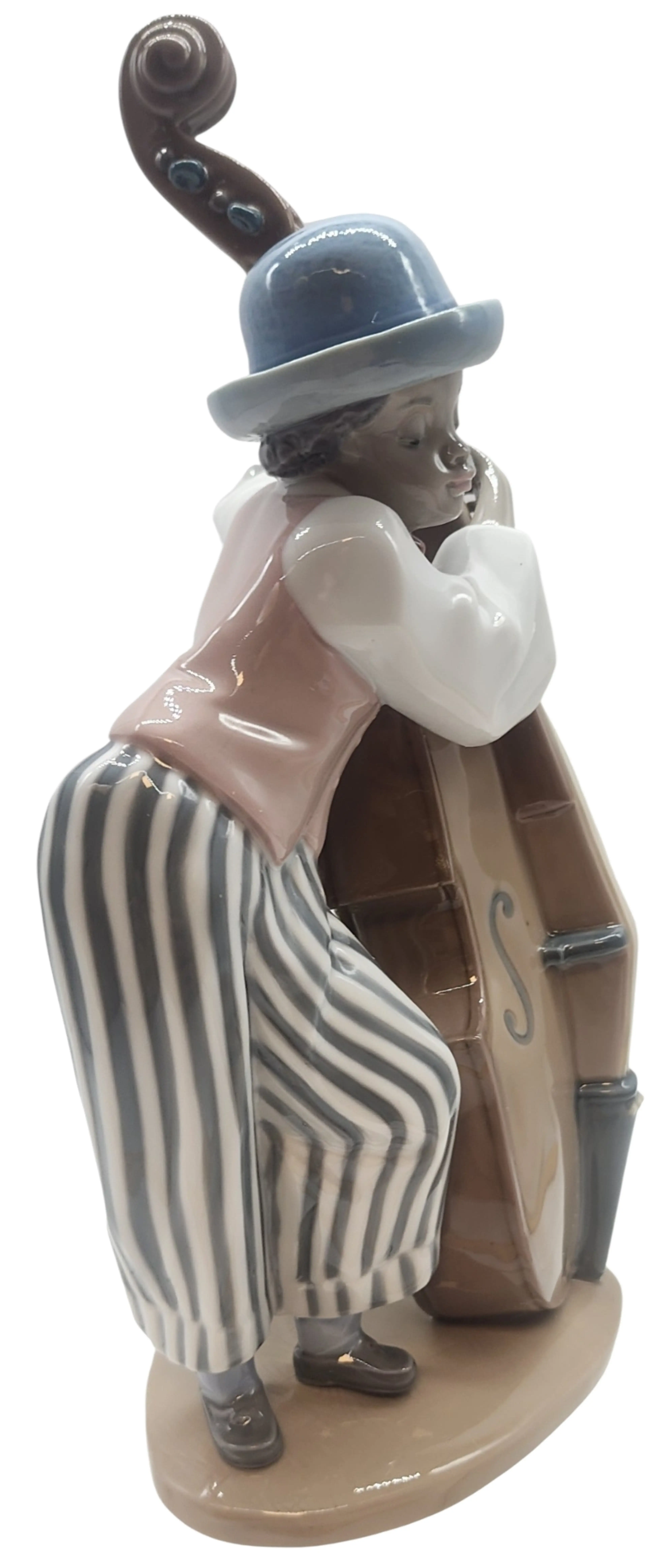 Image 4 of 9