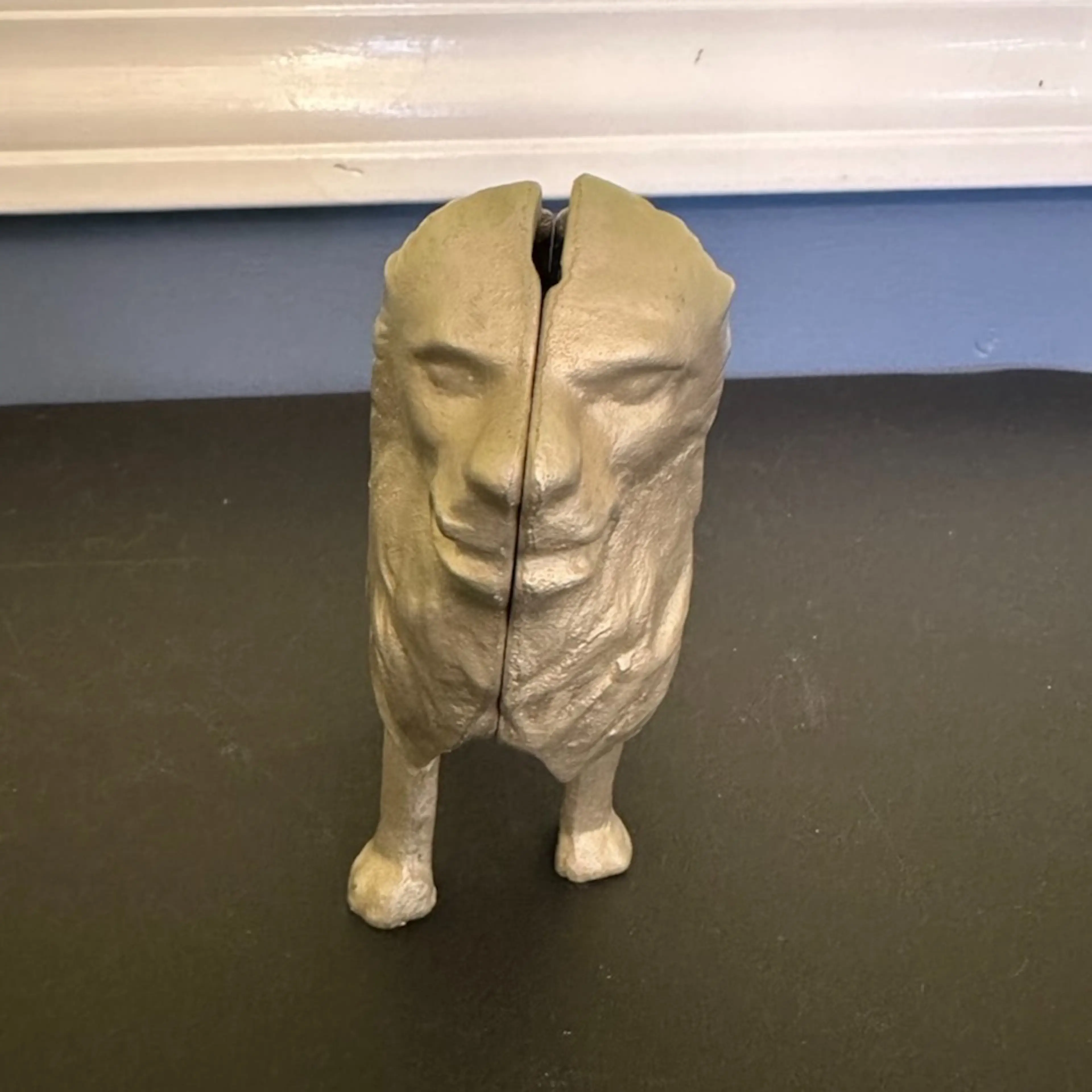 Image 4 of 7