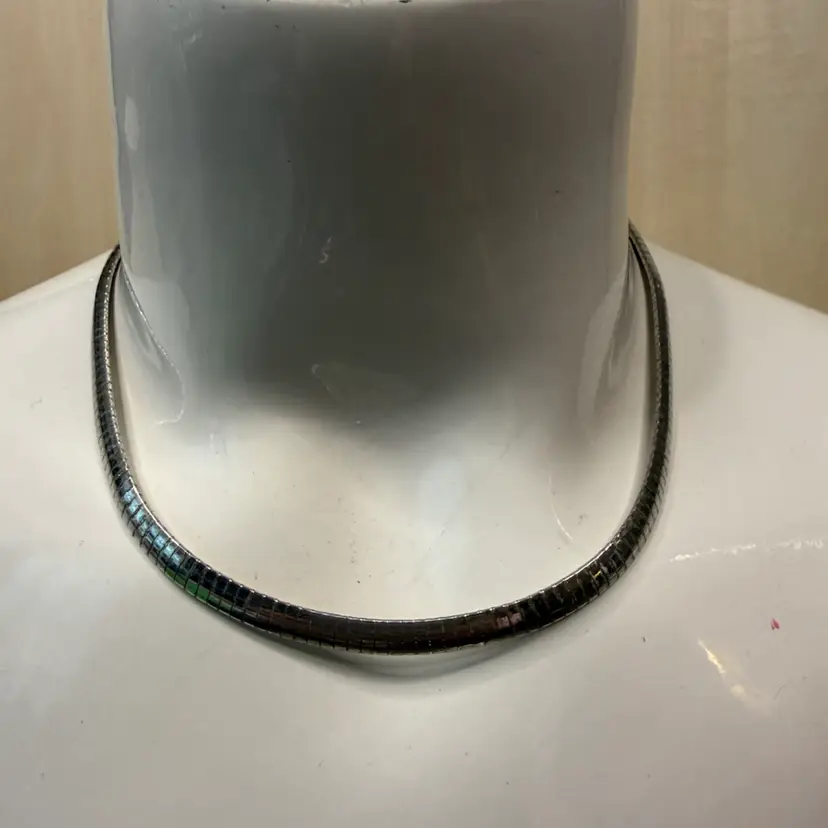 Sterling 925 Italy Omega Lobster Claw Clasp Chain Necklace Size 15" Long.  24g