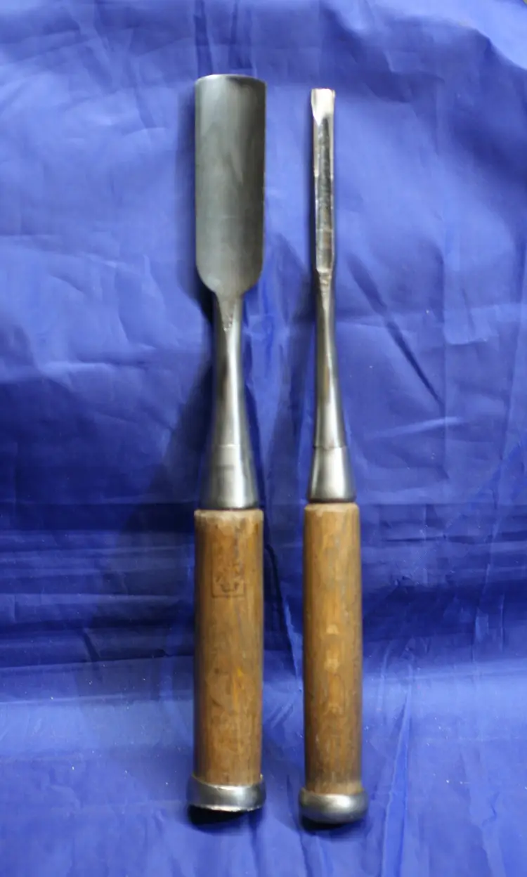 Lot of 2 Japanese Chisel Gouges