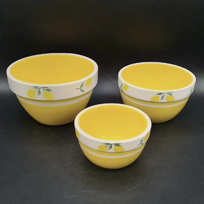 Lemon Yellow & White Ceramic Nesting Bowls Set of 3 Terramoto Ceramic Farmhouse