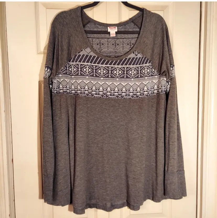 Mossimo Sz XXL Long Sleeve Dark Gray Top
