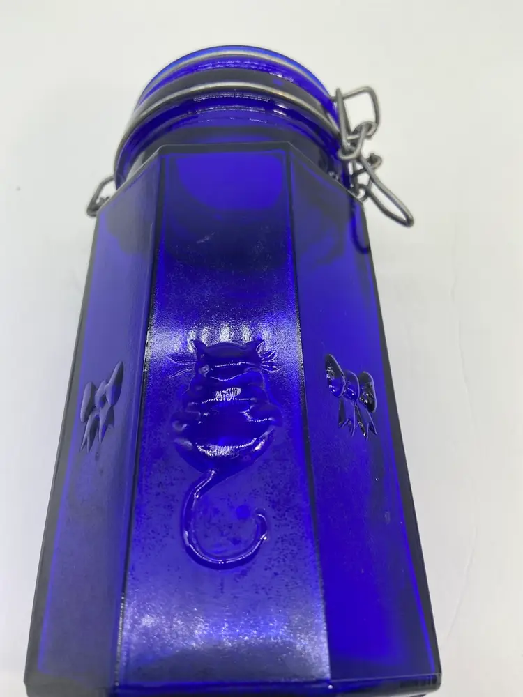 #36 GG Beautiful Cat N Bow Pattern cobalt blue canister