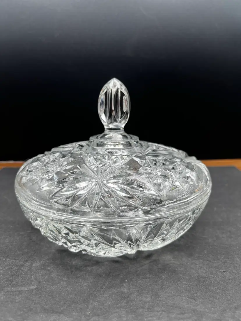 #907B Vintage 7" Diameter Anchor Hocking Star of David Cut Glass Candy Dish with Lid