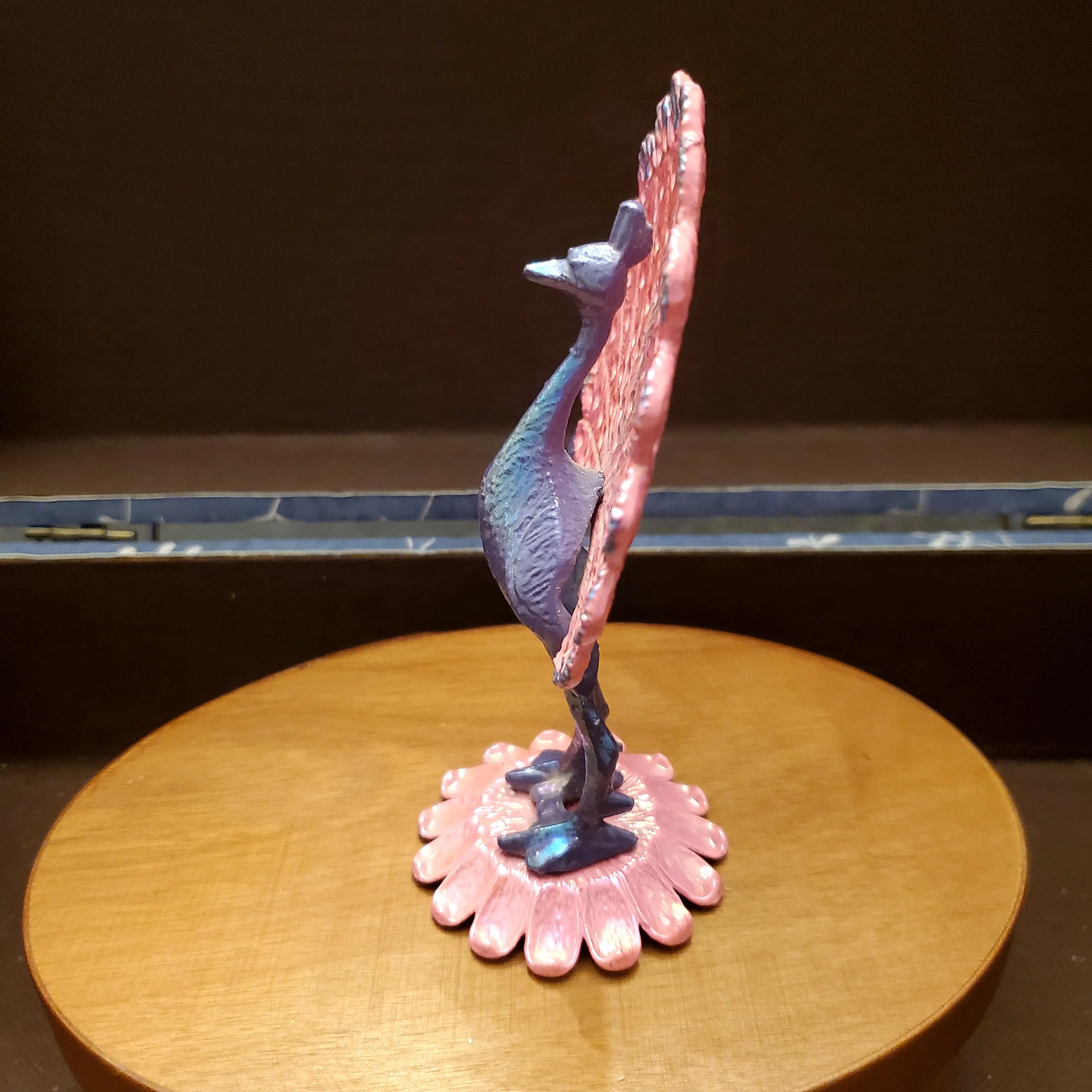 Image 4 of 8