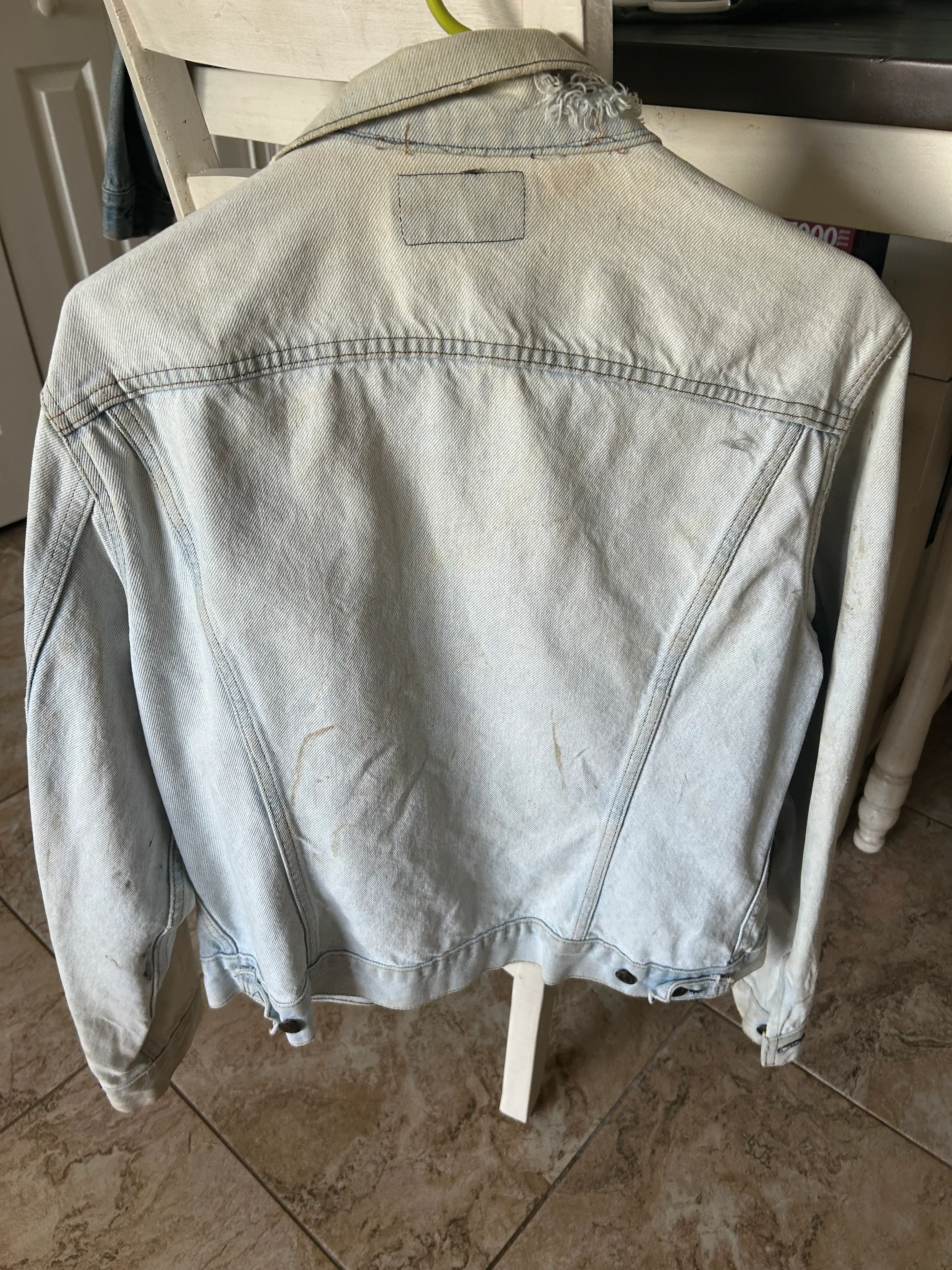 Image 4 of 4