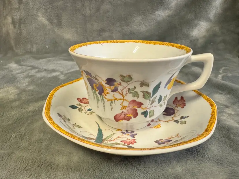 Vintage Devon Rose Wedgwood Georgetown Collection Set/2 Tea Cup Saucer Floral