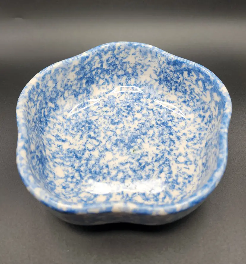 Roseville Spongeware Petal Bowl