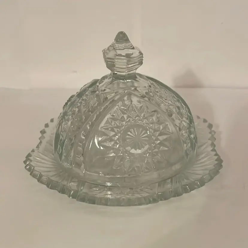 #466 VTG Clear Glass Butter Dish With Dome Lid