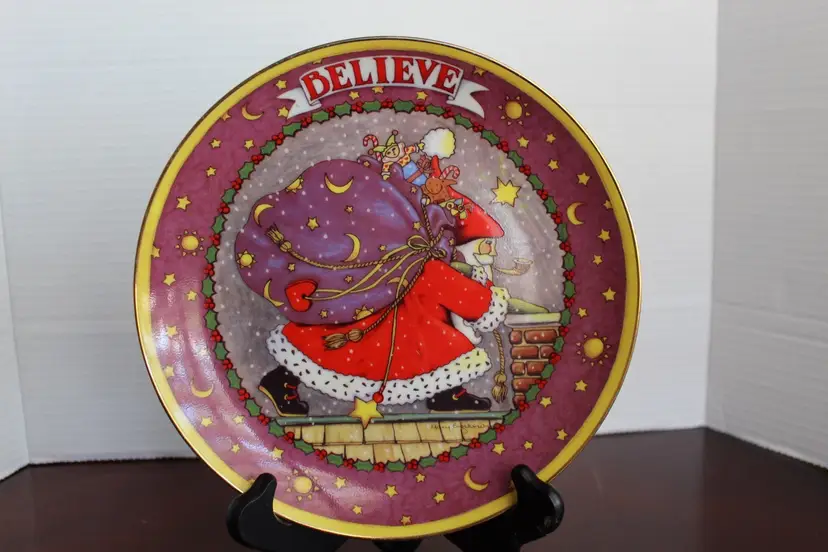 Mary Engelbreit 1986 Santa's Treasure Decorative Plate 1st Issue Believe VTG