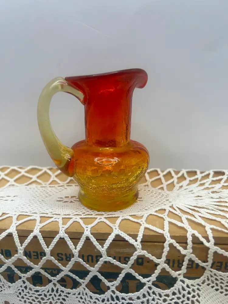 Amberina Mini Picture Crackle Glass 3 1/4 X 2 3/4