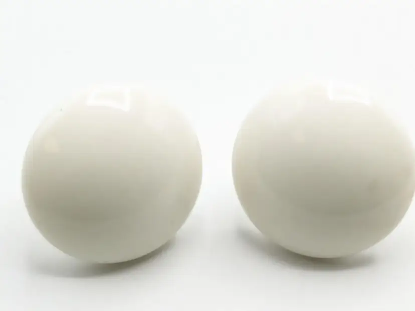 Vintage Richelieu White Round Acrylic Clip On Earrings