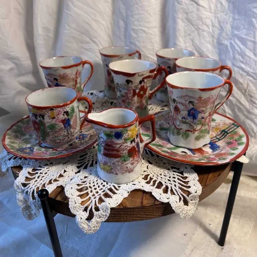 10 PIECES OF VINTAGE GEISHA GIRL CUPS, SAUCERS, & CREAMER