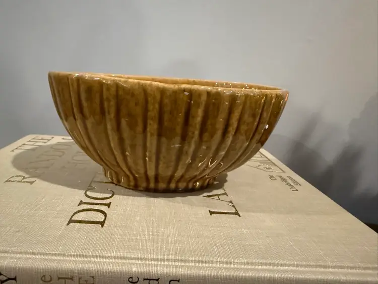 Haeger Pottery Oval Bowl