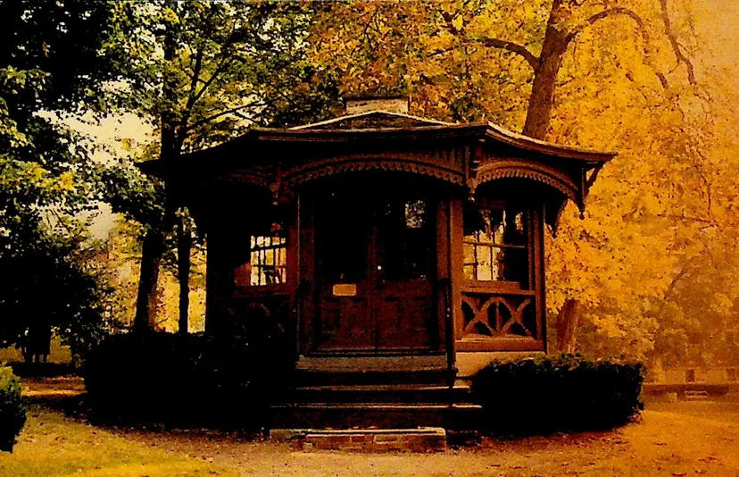 Mark Twain Study Elmira NY Unused Postcard