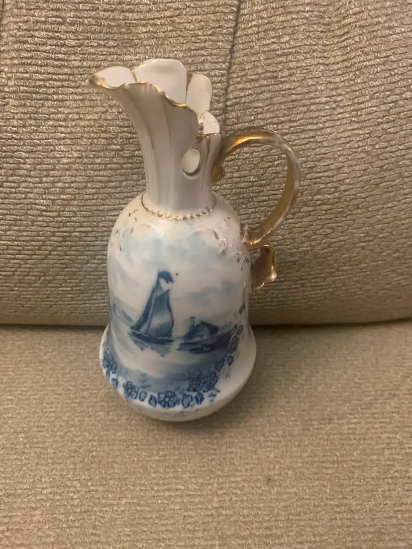026 Small Pitcher With Blue Lake Or Ocean Scene