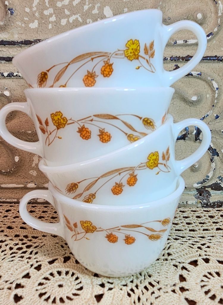 Set of 4 Vintage PYREX Harvest Home Milk Glass Coffee Tea Mugs Wheat & Berries