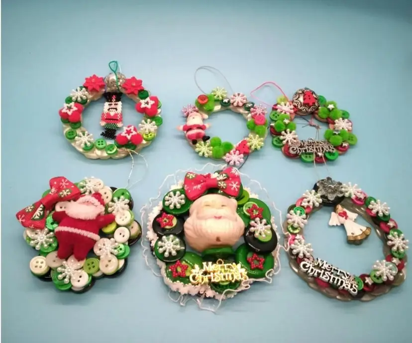 Handmade Christmas Wreath Ornaments, Or Gift Toppers