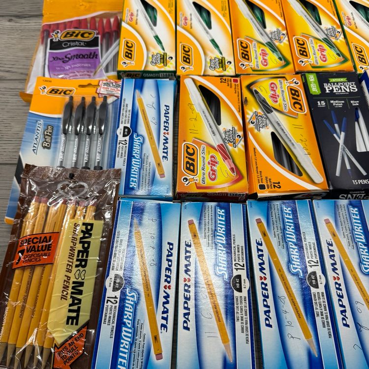 Bulk Lot Of Pens And Pencils