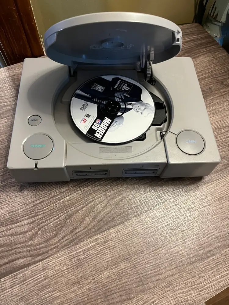 PS1 - PlayStation 1 Console Only Model SCPH-7501 Works And Tested.