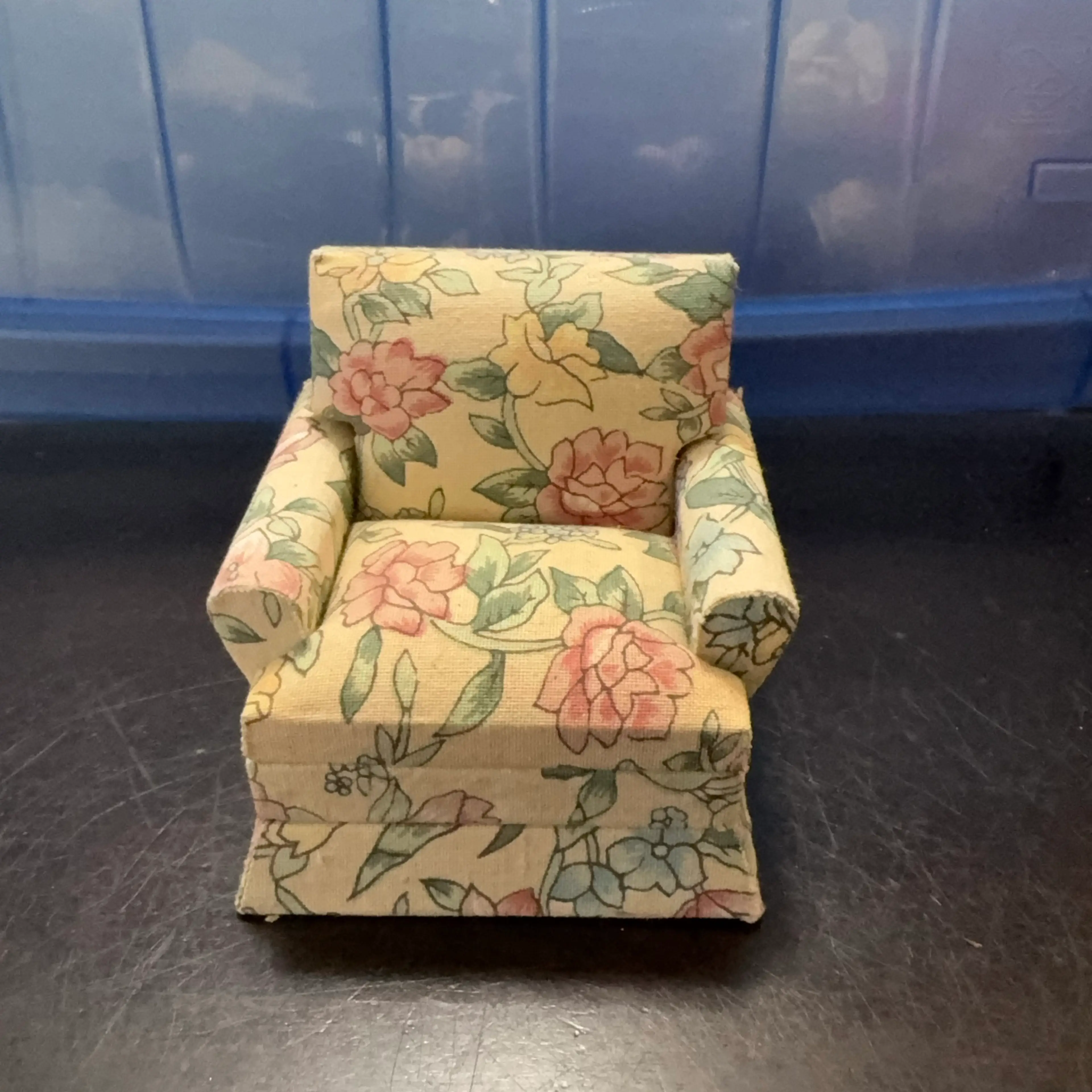Image 1 of 6