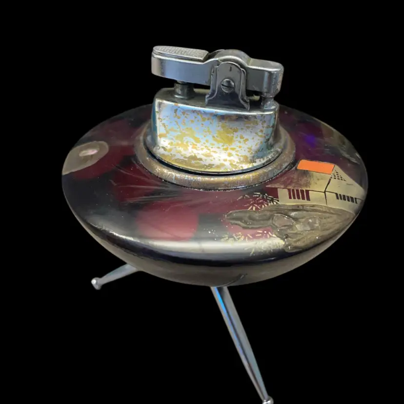 Flying Saucer Lighter