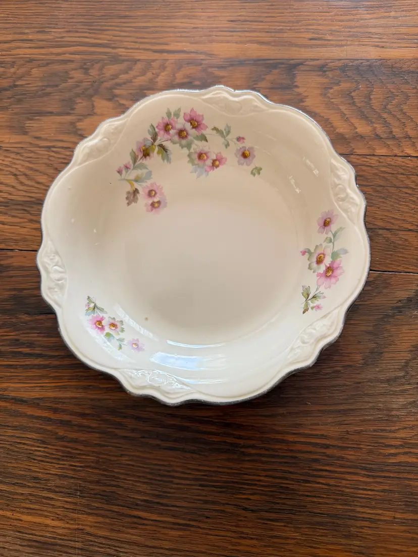 Vintage Homer Laughlin Virginia Rose Serving Bowl – 8.5 Inch Floral Dish