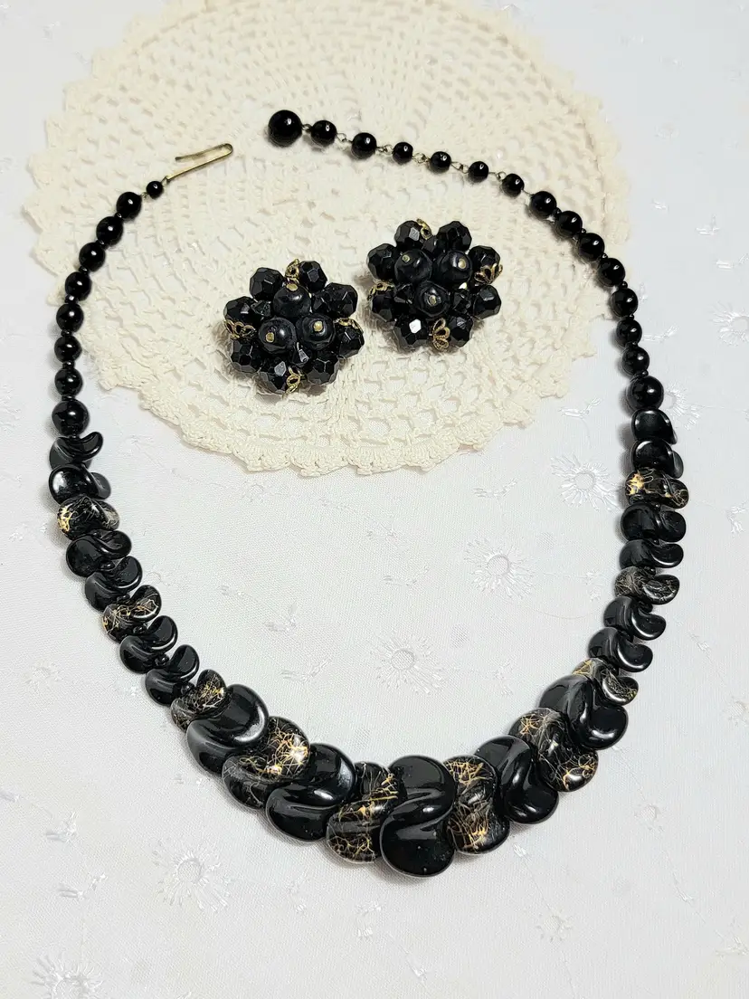 Beautiful vintage Western Germany smooth black glass and gold accent beaded necklace with earrings