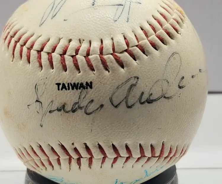 Vintage 1988 Detroit Tigers Signed Baseball w/ 7 Signatures