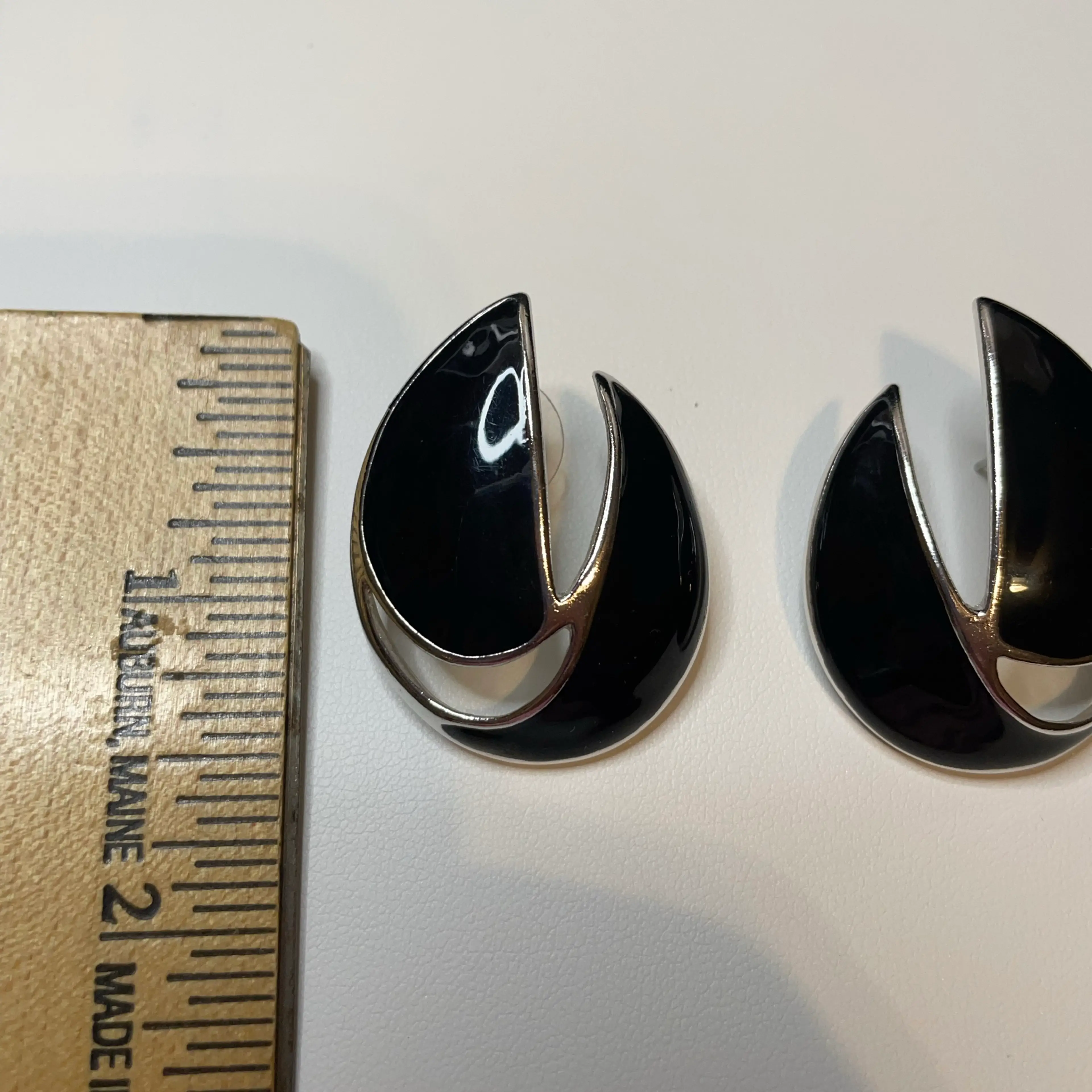 Image 4 of 4