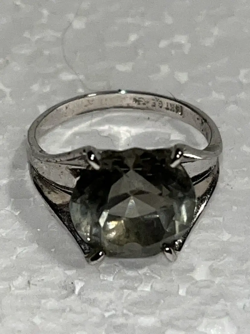 14K White Gold Smokey Quartz? Ring Size 6