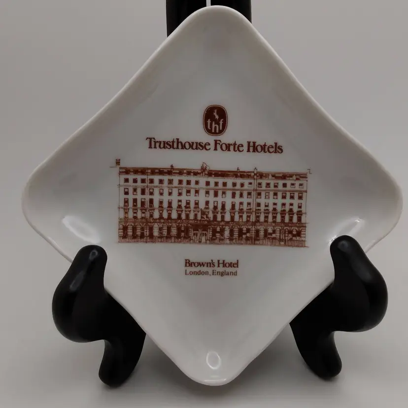 POW4 VTG PILLIVUYT Porcelaine France BROWN'S HOTEL London Teabag Holder Trinket Dish