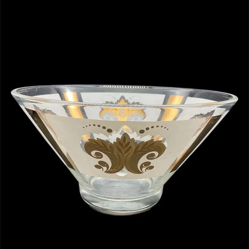 Anchor Hocking Fleur De Lid Chip Snack Bowl/ Punch Bowl