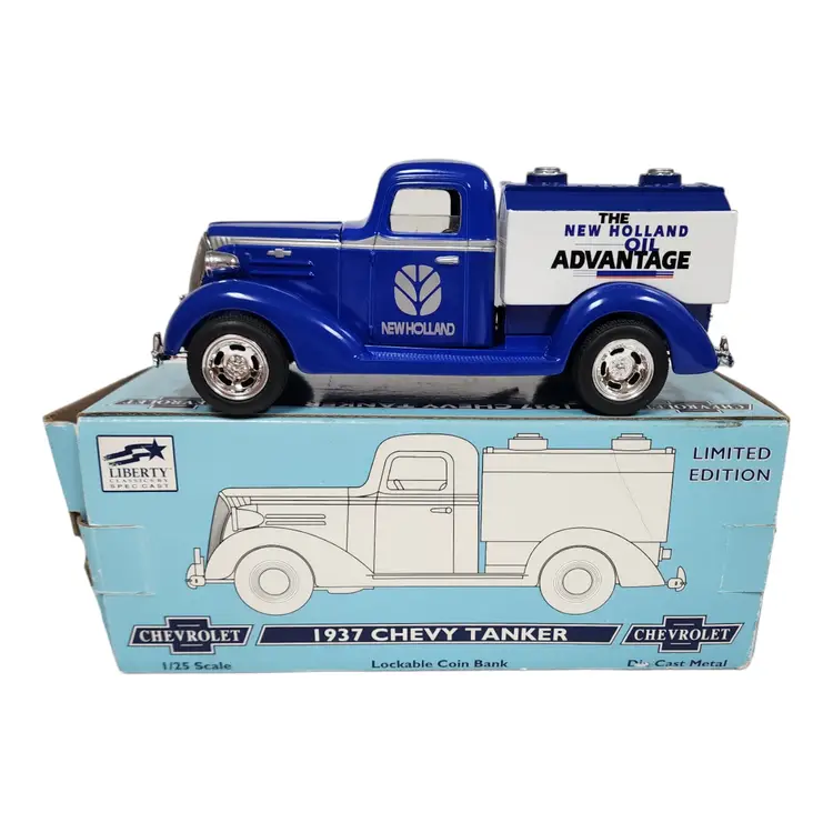 Liberty Classics New Holland Oil 1937 Chevy Tanker Lockable Coin Bank 1/25 Scale