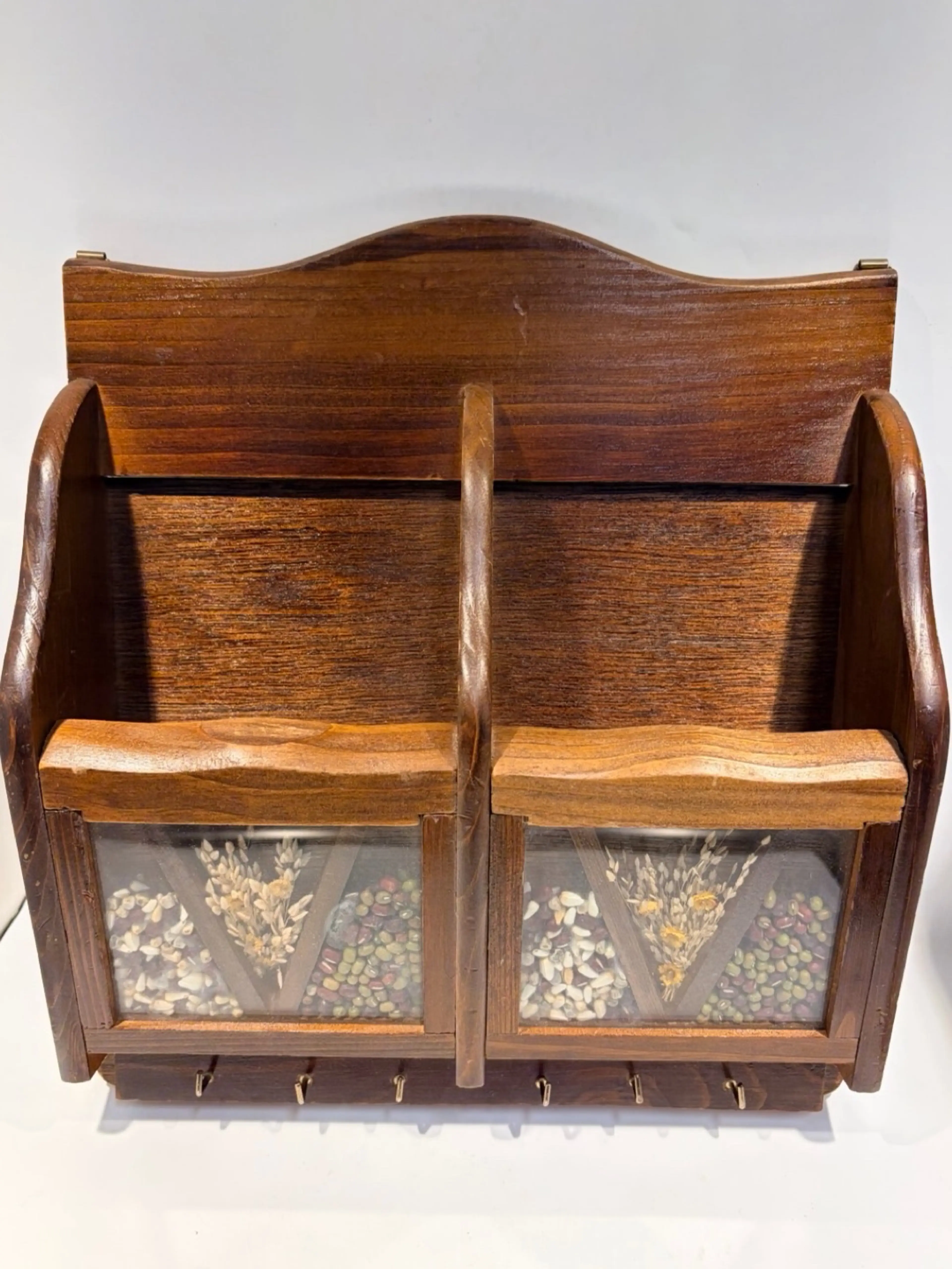 Image 4 of 8