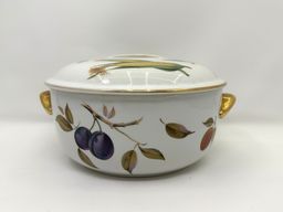 Gold Trim Royal Worcester Covered Casserole: Hand-Painted Fruit, Vintage English Baker