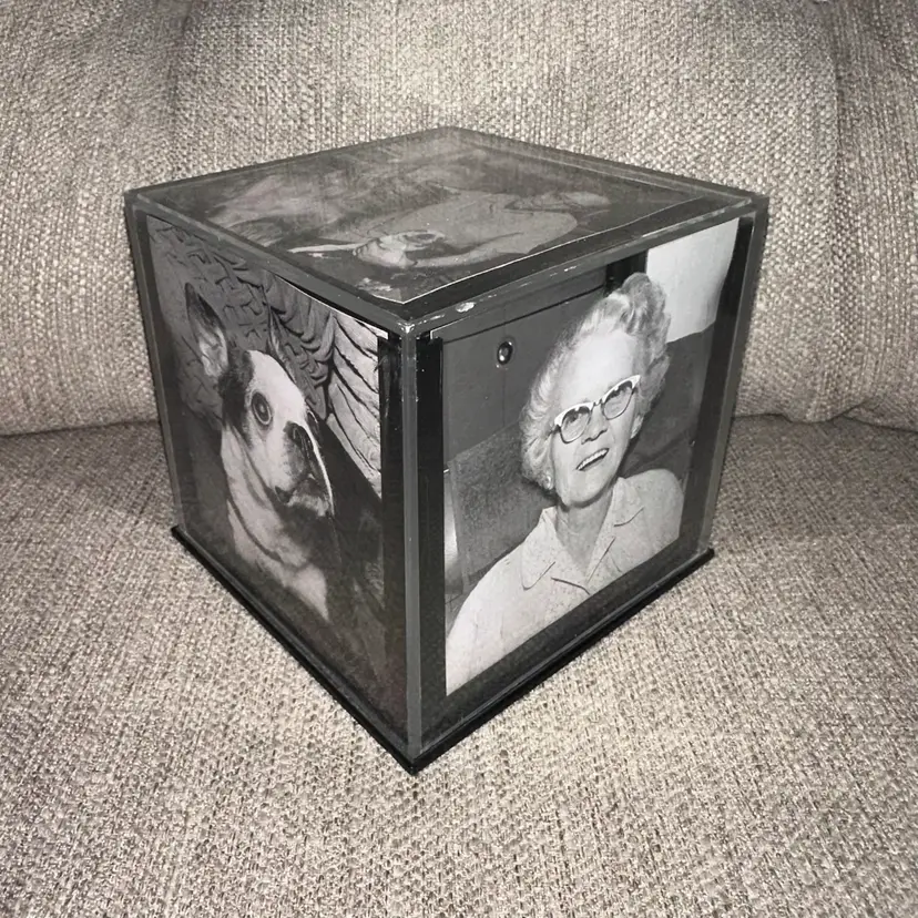 Vintage Rare 1969 Chadwick-Miller Inc 4” Photo Cube Made In Hong Kong MCM Retro