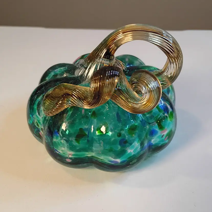 Small glass pumpkin