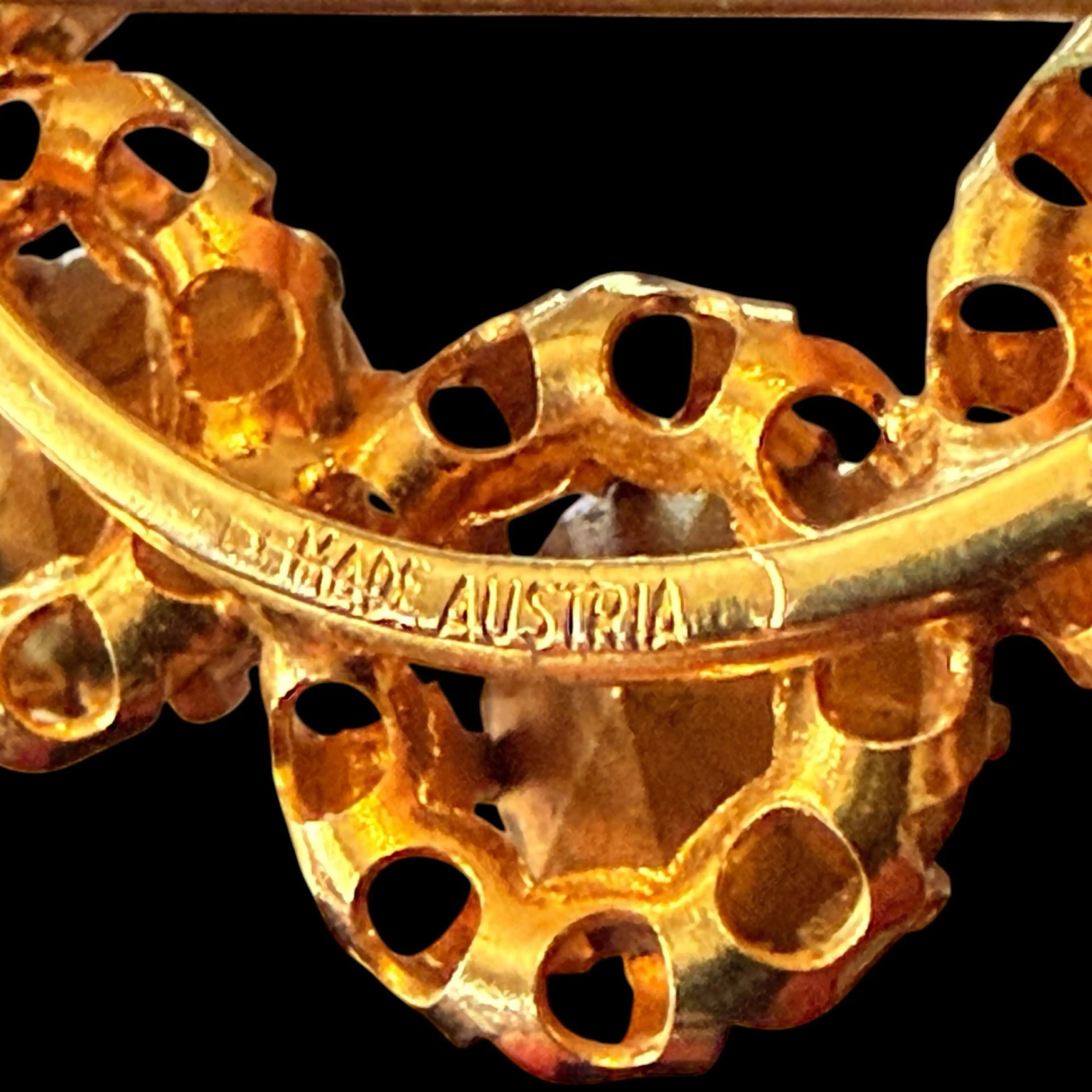 Image 3 of 3