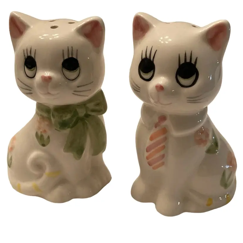Vintage Lefton Cat Salt And Pepper Shakers